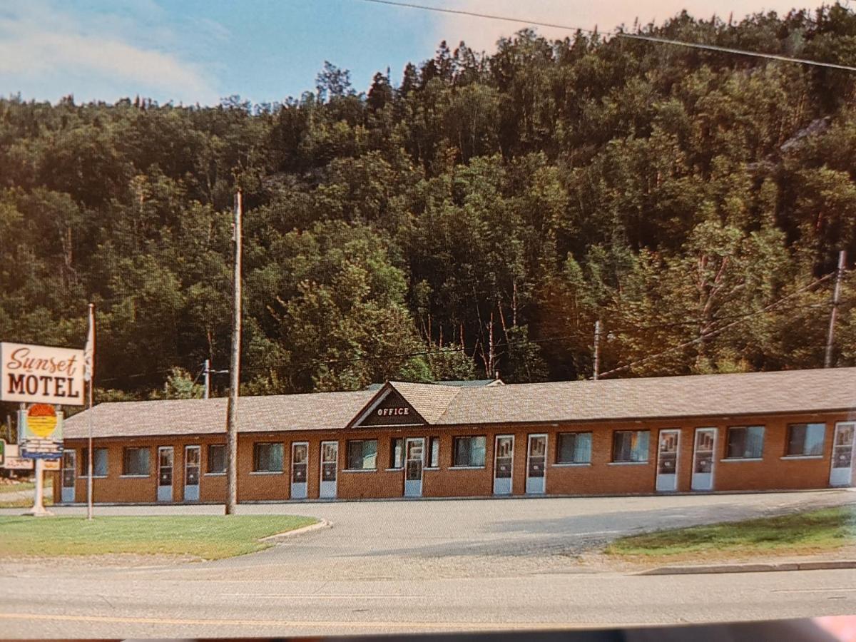 Sunset Motel Schreiber Eksteriør billede